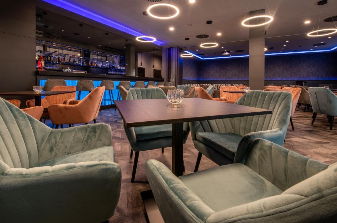 Wellness Hotel Panorama トレンチアンスケ・テプリツェ エクステリア 写真