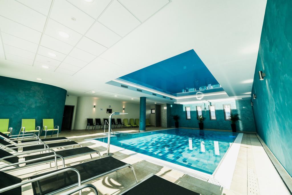 Wellness Hotel Panorama トレンチアンスケ・テプリツェ エクステリア 写真