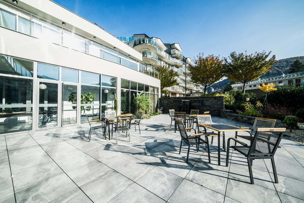 Wellness Hotel Panorama トレンチアンスケ・テプリツェ エクステリア 写真